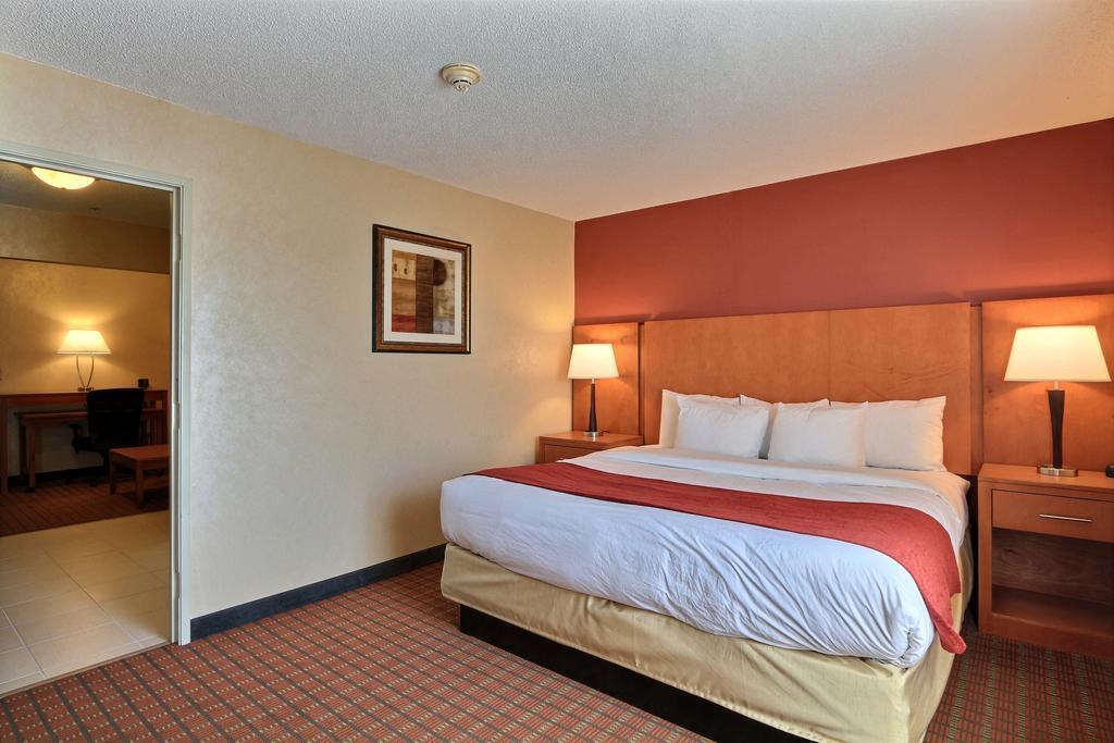 Comfort Suites Auburn Hills-Detroit Dış mekan fotoğraf