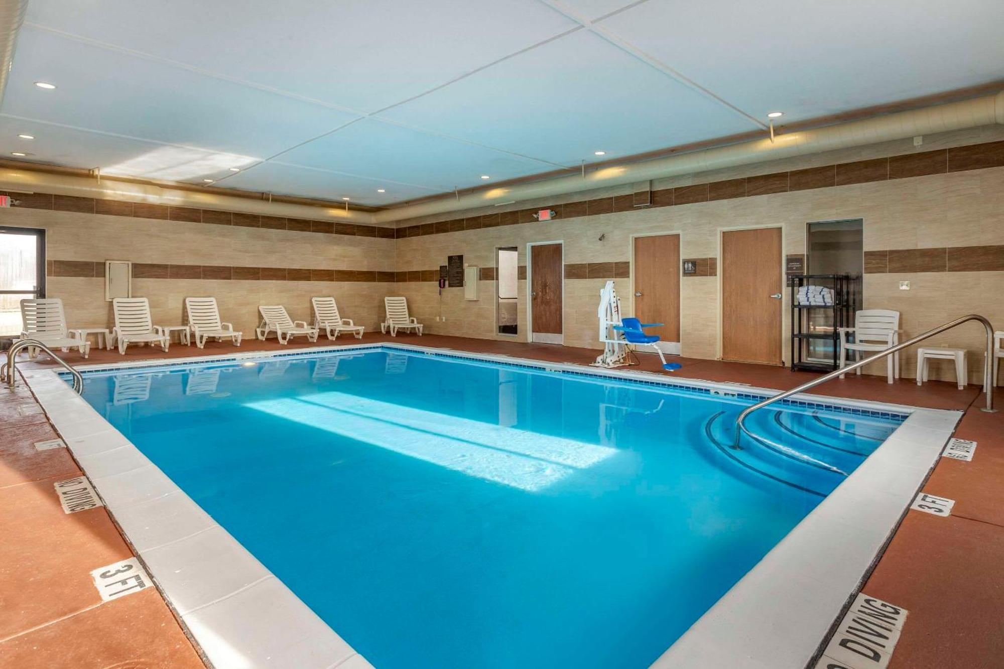 Comfort Suites Auburn Hills-Detroit Dış mekan fotoğraf