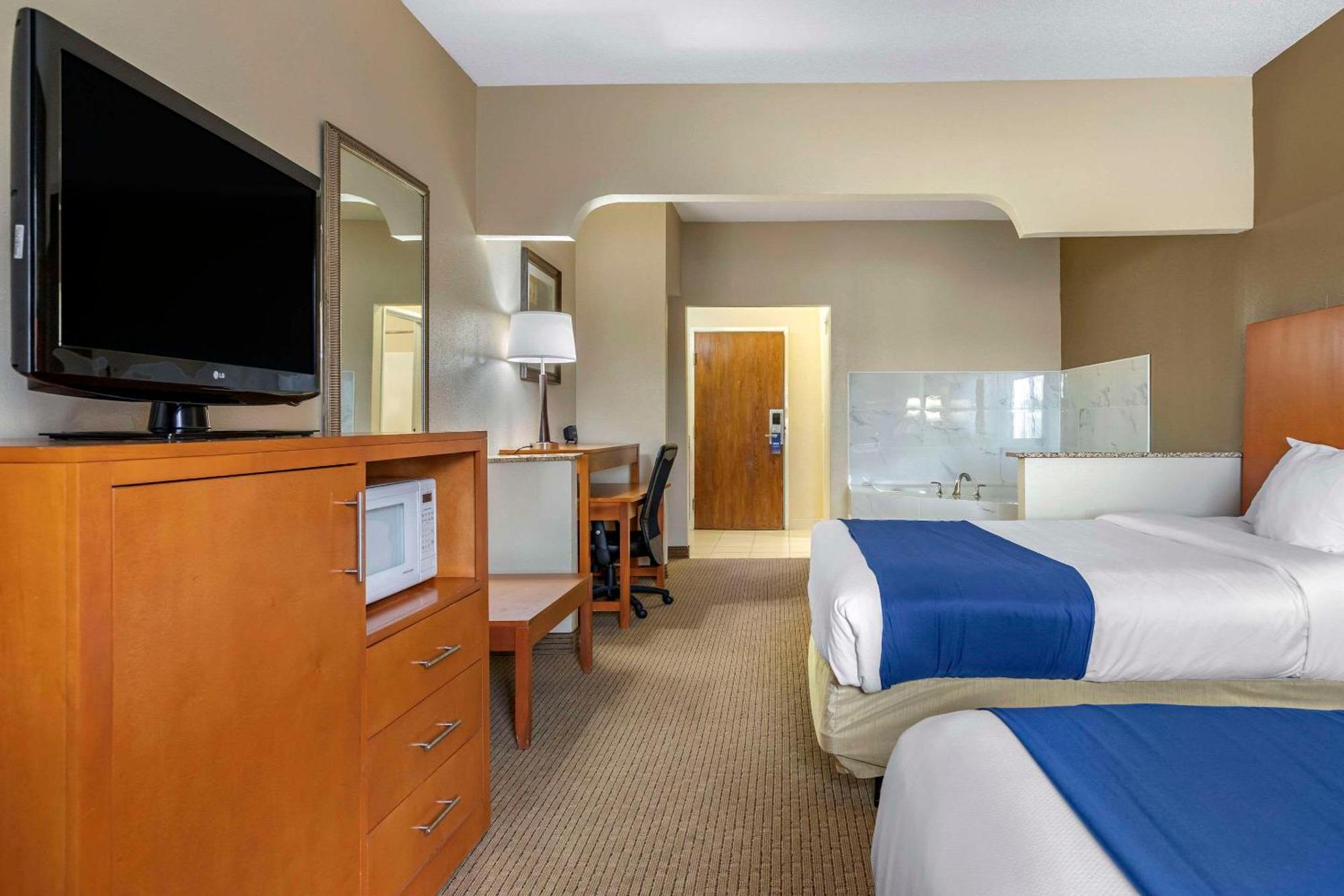 Comfort Suites Auburn Hills-Detroit Dış mekan fotoğraf
